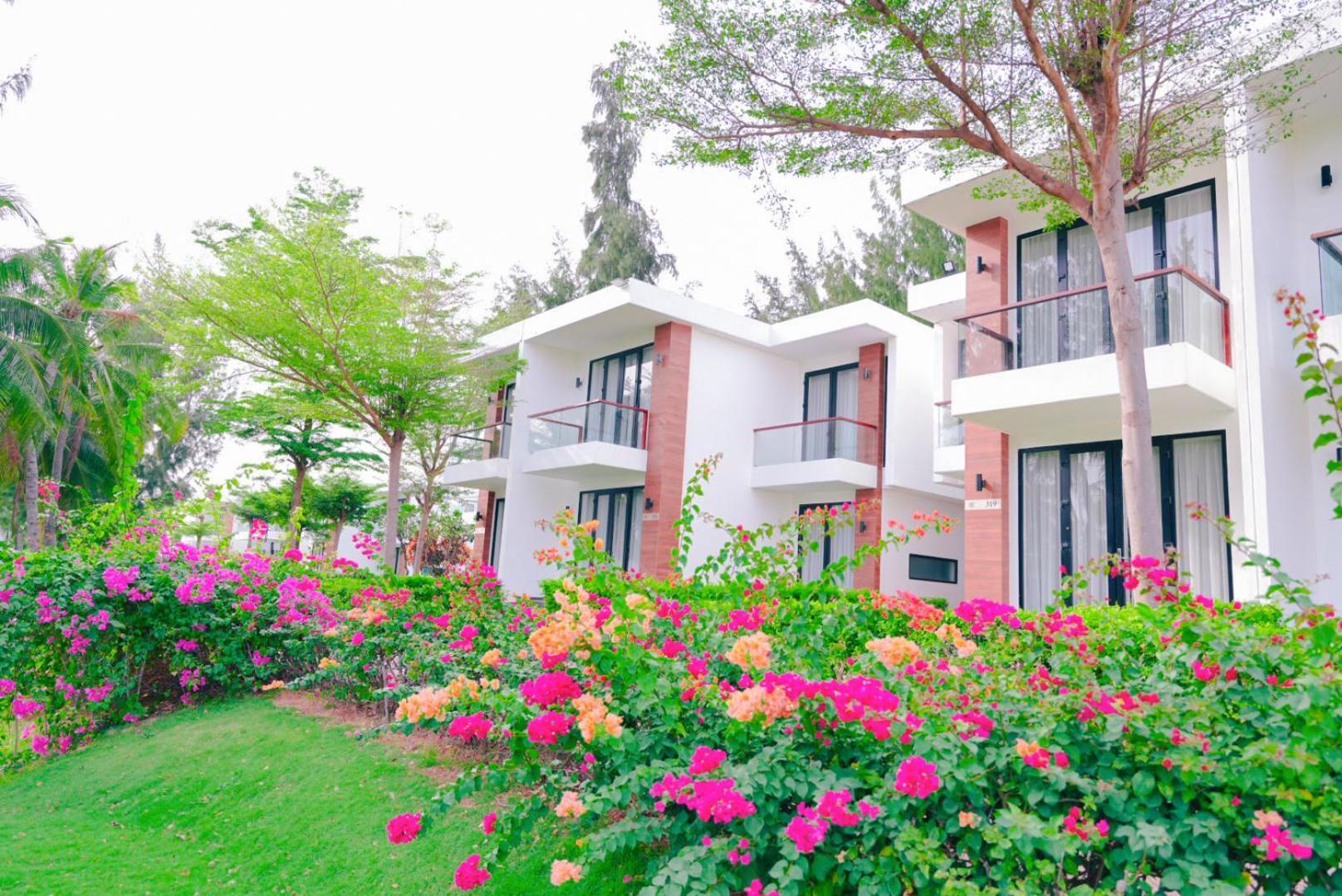 Biet Thu Mat Tien Bien Saint Simeon Resort Vung Tau Exterior photo